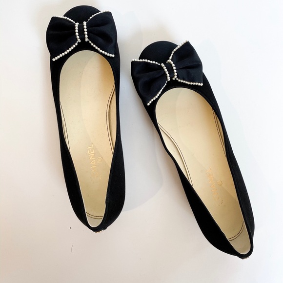 ✨SOLD✨Authentic CHANEL Bow Flats / Black Gold - Picture 7 of 8